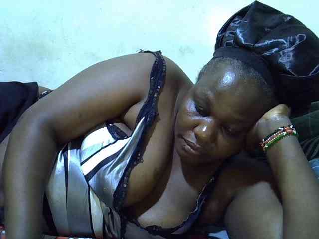 sexy-ebony254 webcam