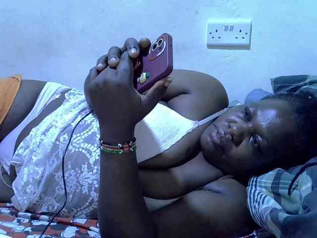 sexy-ebony254 webcam