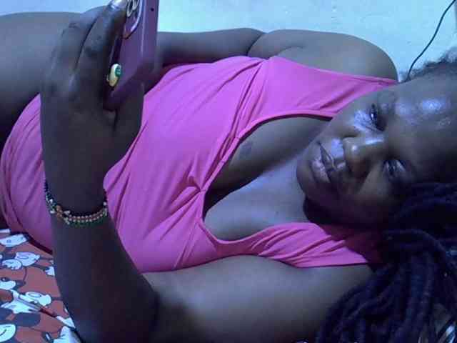 sexy-ebony254 webcam