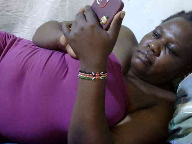 sexy-ebony254 webcam