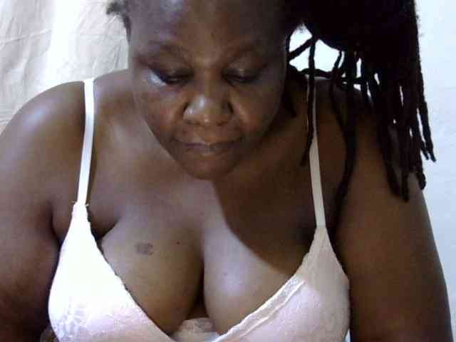sexy-ebony254 webcam
