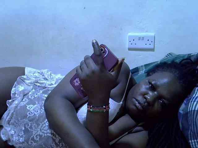 sexy-ebony254 webcam