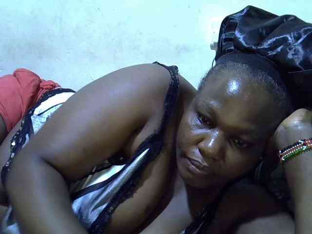 sexy-ebony254 webcam