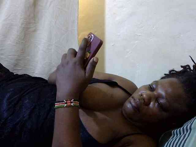 sexy-ebony254 webcam