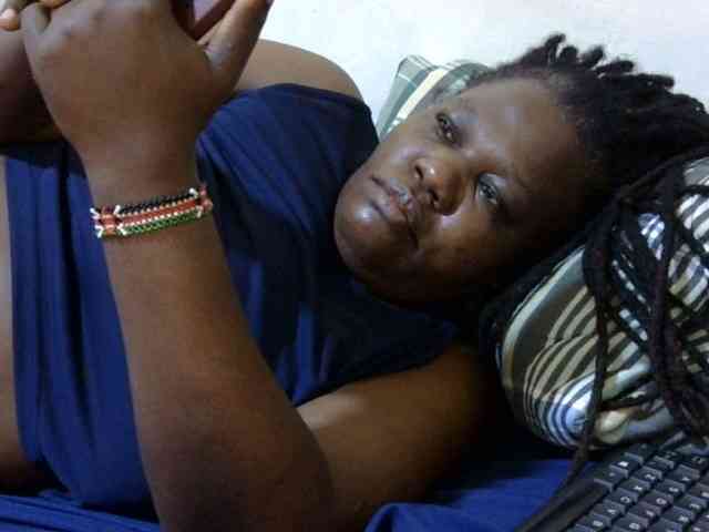 sexy-ebony254 webcam