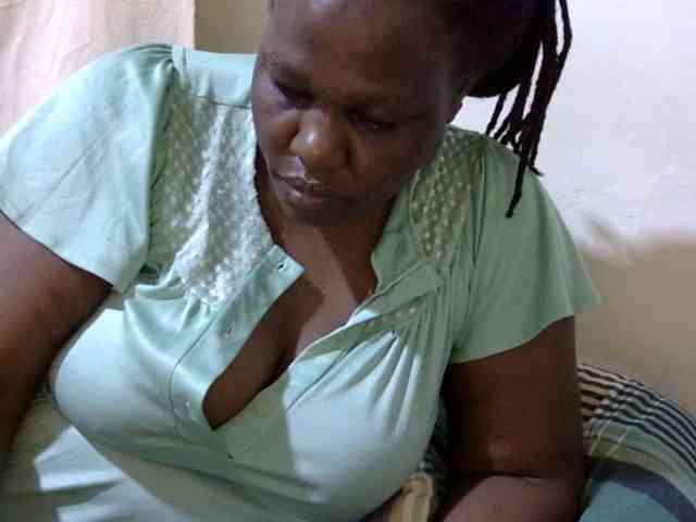 sexy-ebony254 webcam