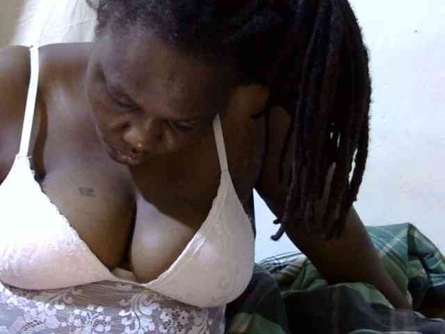 sexy-ebony254 webcam