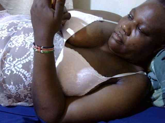 sexy-ebony254 webcam