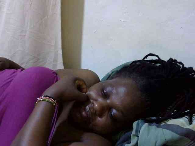 sexy-ebony254 webcam