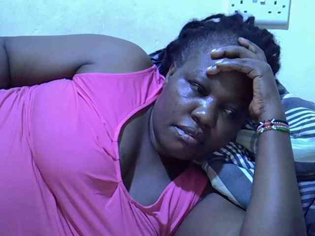 sexy-ebony254 webcam