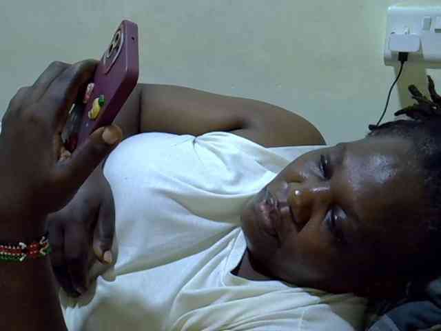 sexy-ebony254 webcam