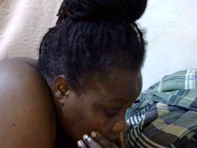 sexy-ebony254 webcam