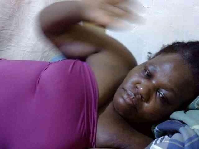 sexy-ebony254 webcam