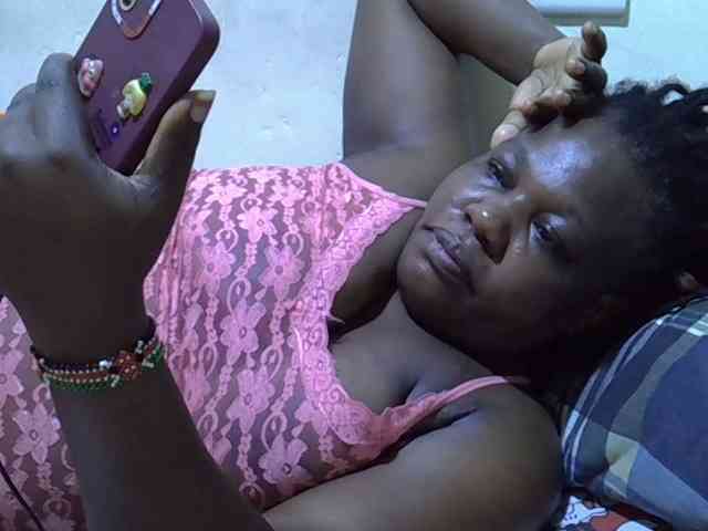 sexy-ebony254 webcam