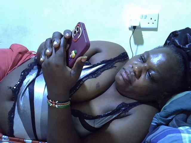 sexy-ebony254 webcam