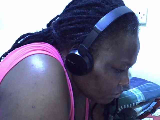sexy-ebony254 webcam
