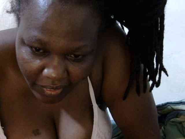 sexy-ebony254 webcam