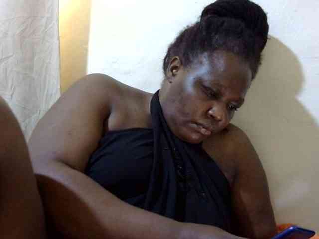 sexy-ebony254 webcam