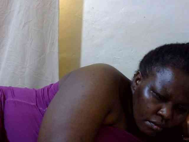 sexy-ebony254 webcam