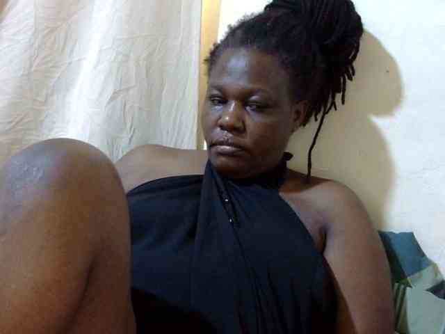 sexy-ebony254 webcam