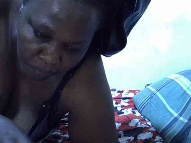sexy-ebony254 webcam