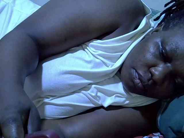 sexy-ebony254 webcam