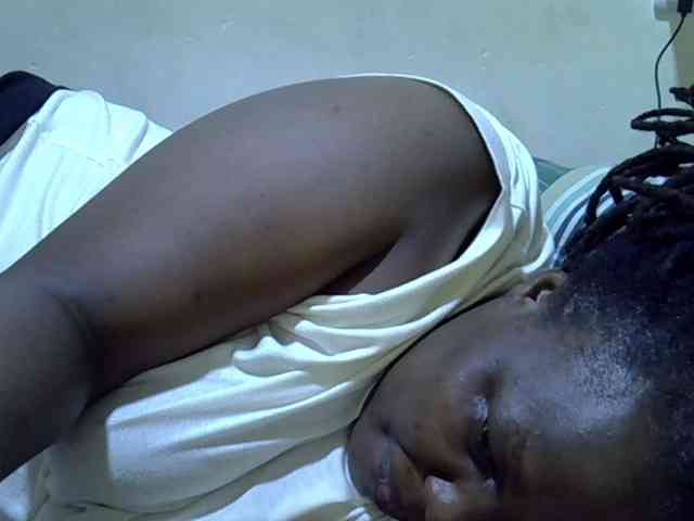 sexy-ebony254 webcam