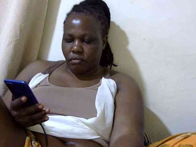 sexy-ebony254 webcam