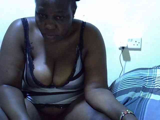 sexy-ebony254 webcam