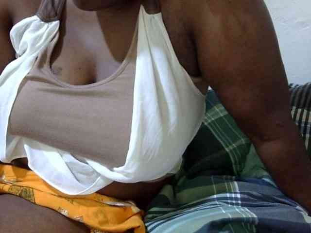 sexy-ebony254 webcam