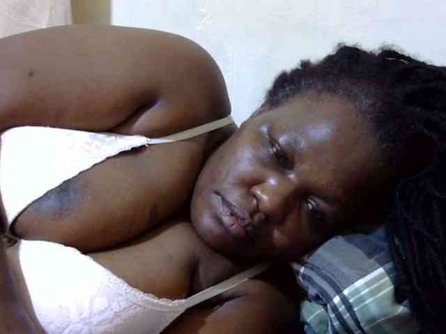 sexy-ebony254 webcam