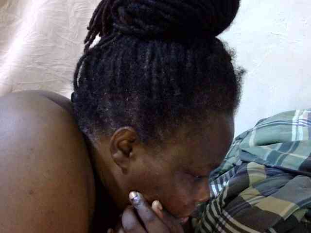 sexy-ebony254 webcam