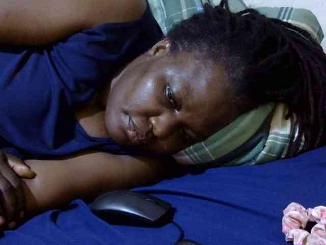 sexy-ebony254 webcam