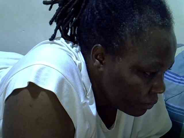 sexy-ebony254 webcam