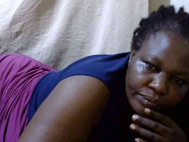 sexy-ebony254 webcam