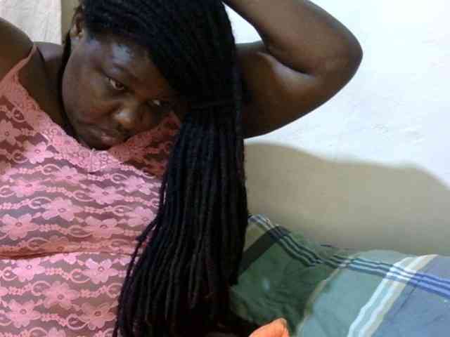 sexy-ebony254 webcam