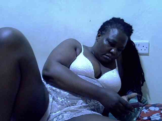 sexy-ebony254 webcam