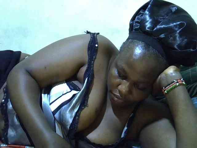 sexy-ebony254 webcam