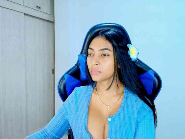 Sophiiaaxx Sophiiaaxx