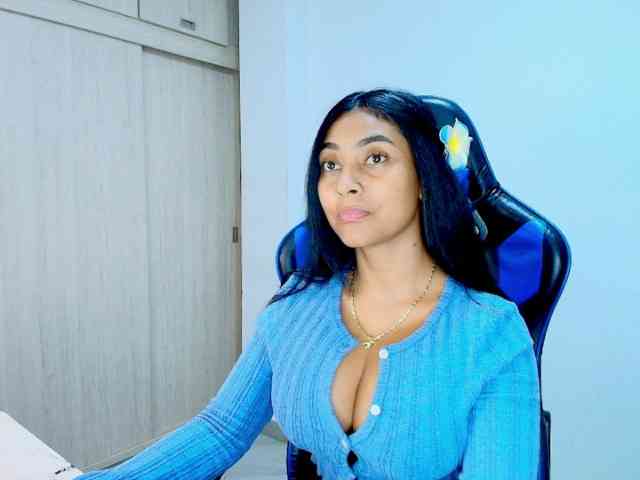 Sophiiaaxx Sophiiaaxx