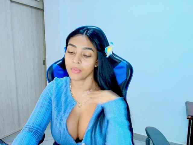 Sophiiaaxx Sophiiaaxx