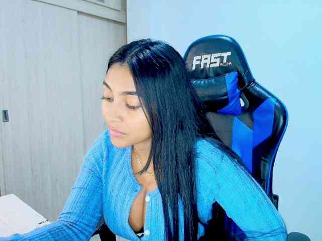 Sophiiaaxx Sophiiaaxx