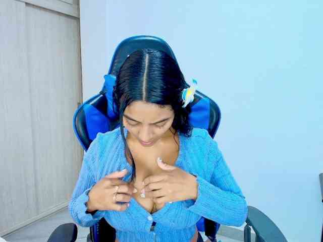 Sophiiaaxx Sophiiaaxx