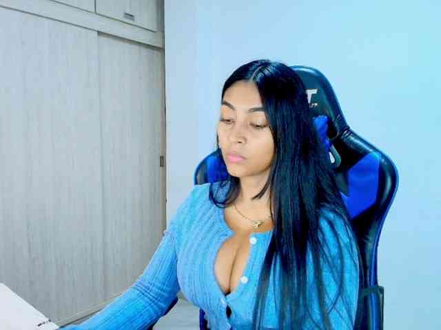 Sophiiaaxx Sophiiaaxx