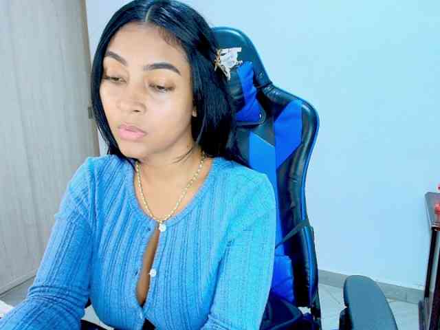 Sophiiaaxx Sophiiaaxx