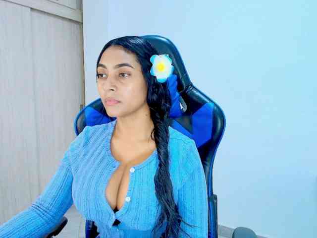 Sophiiaaxx Sophiiaaxx