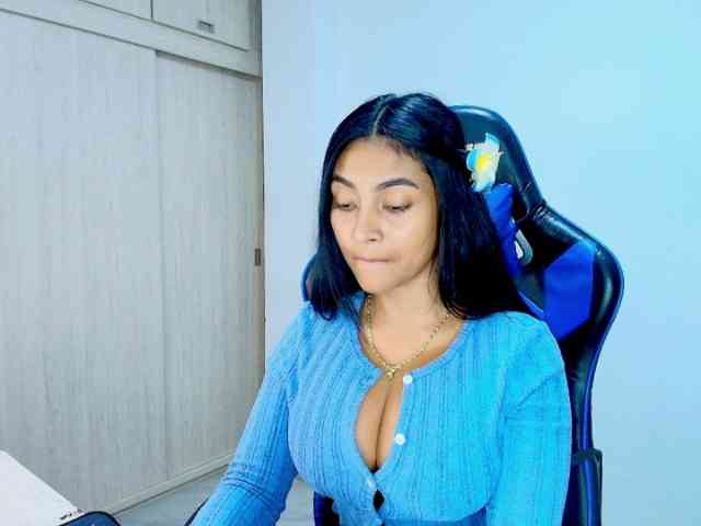 Sophiiaaxx Sophiiaaxx