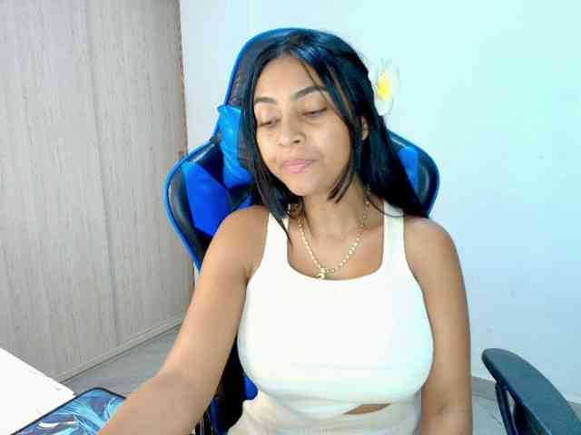 Sophiiaaxx Sophiiaaxx