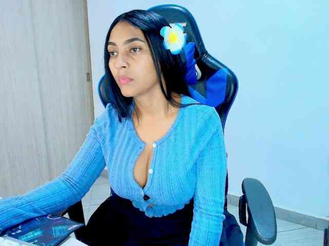 Sophiiaaxx Sophiiaaxx