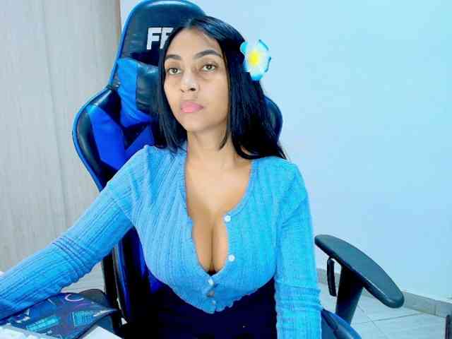 Sophiiaaxx Sophiiaaxx